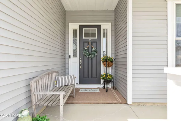 $999,900 | 2 Pasture Drive, Farmingdale, NJ 07727