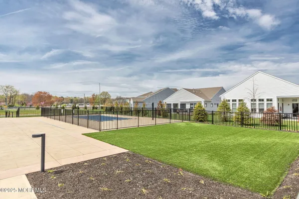 $999,900 | 2 Pasture Drive, Farmingdale, NJ 07727