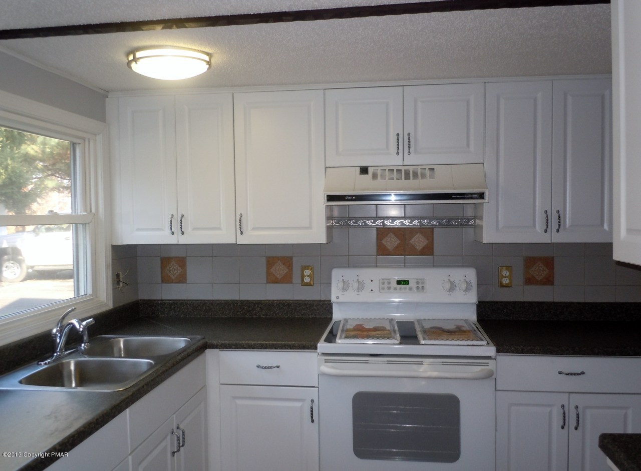 770 Log Fence Road Palmerton, PA 18071 - Photo 4 of 18 Log Fence Rd