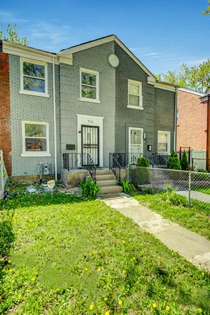 $162,000 | 715 East 105th Place, Chicago, IL 60628