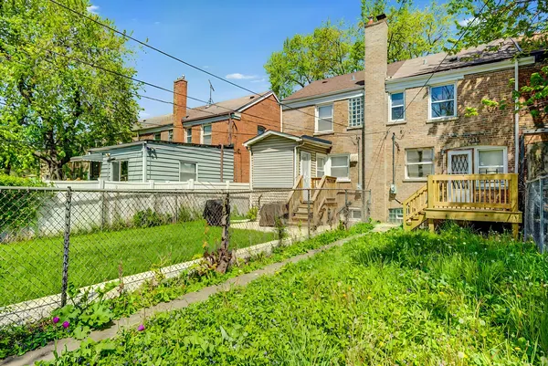 $162,000 | 715 East 105th Place, Chicago, IL 60628