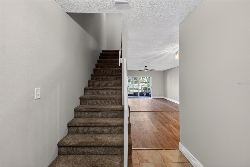 2464 Enterprise Road, Unit 3 Clearwater, FL 33763 - Photo 4 of 29 a view of entryway and hall