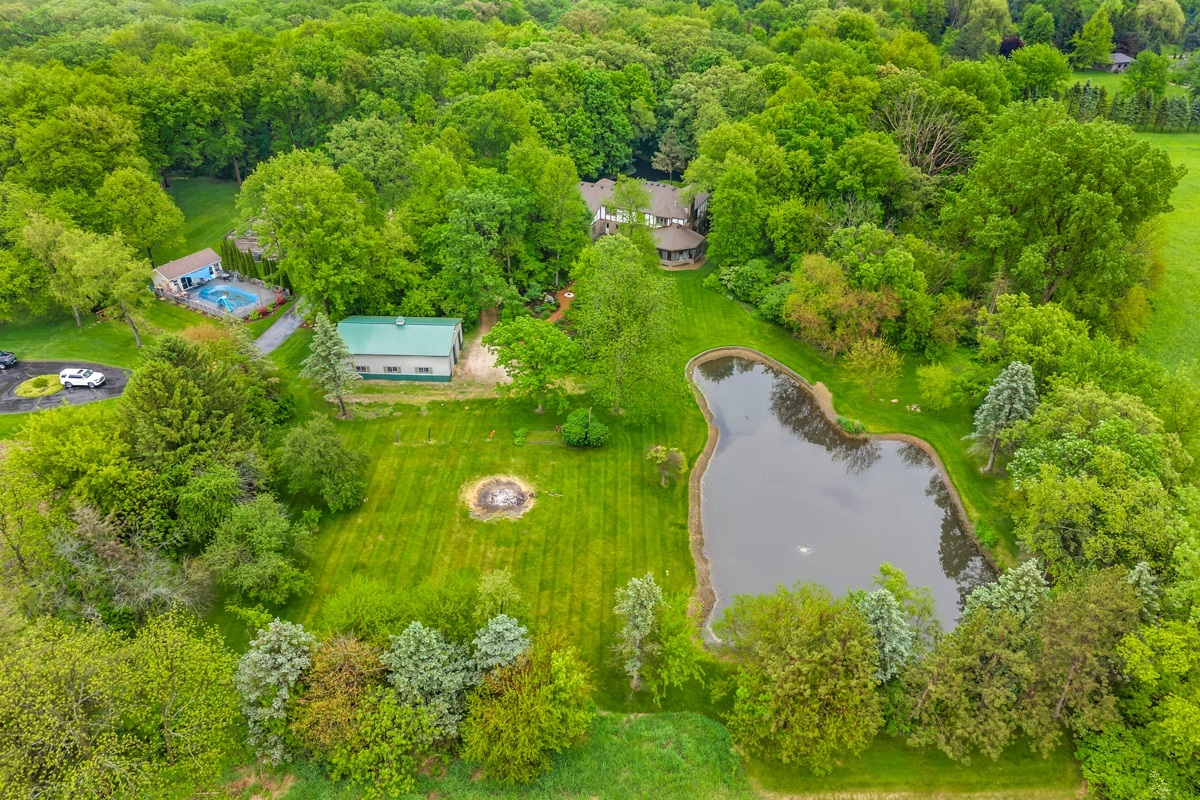 8N258 Brierwood Road Elgin, IL 60124 - Photo 40 of 43