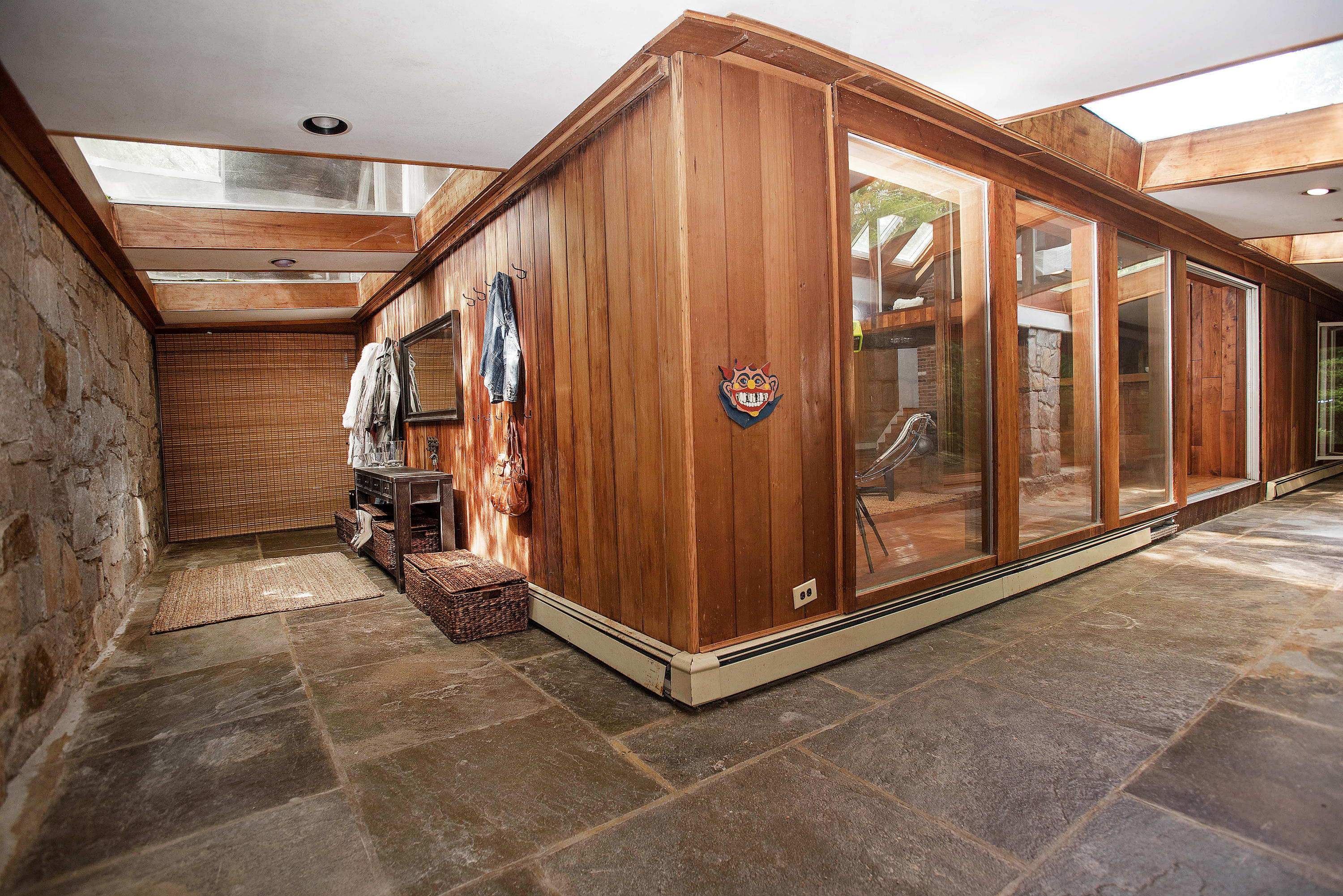 243 Smith Ridge Road New Canaan, CT 06840 - Photo 6 of 29 a view of an entryway