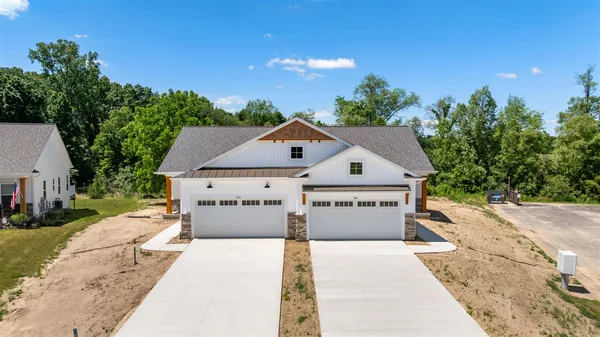 $359,900 | 808 Joyce Lane, Laingsburg, MI 48848