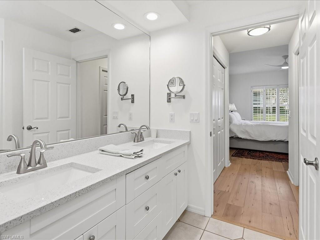 916 Egrets Run, Unit 3 Naples, FL 34108 - Photo 17 of 30