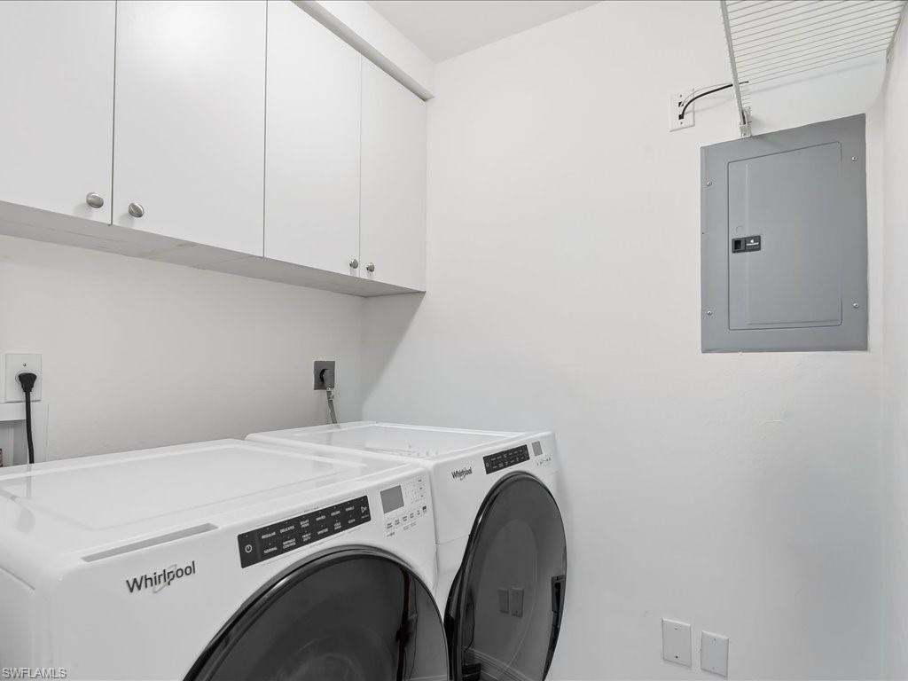 916 Egrets Run, Unit 3 Naples, FL 34108 - Photo 24 of 30