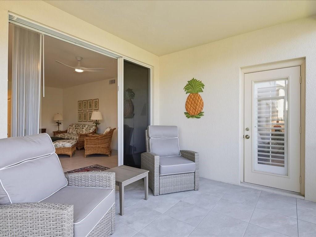 916 Egrets Run, Unit 3 Naples, FL 34108 - Photo 6 of 30