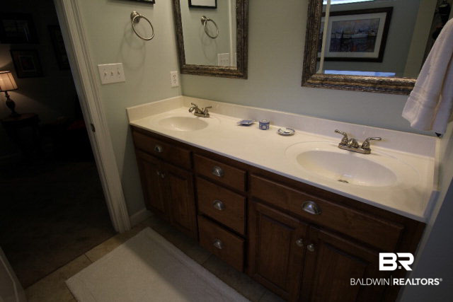 9523 Sanibel Loop Daphne, AL 36526 - Photo 10 of 21 Master Bathroom