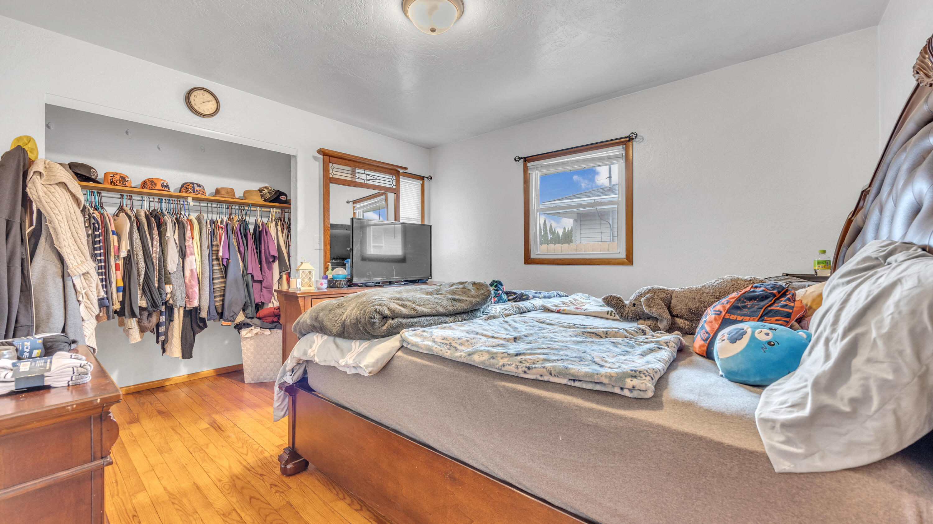 1417 Mac Arthur Avenue Sheboygan, WI 53083 - Photo 11 of 24 Bedroom 1