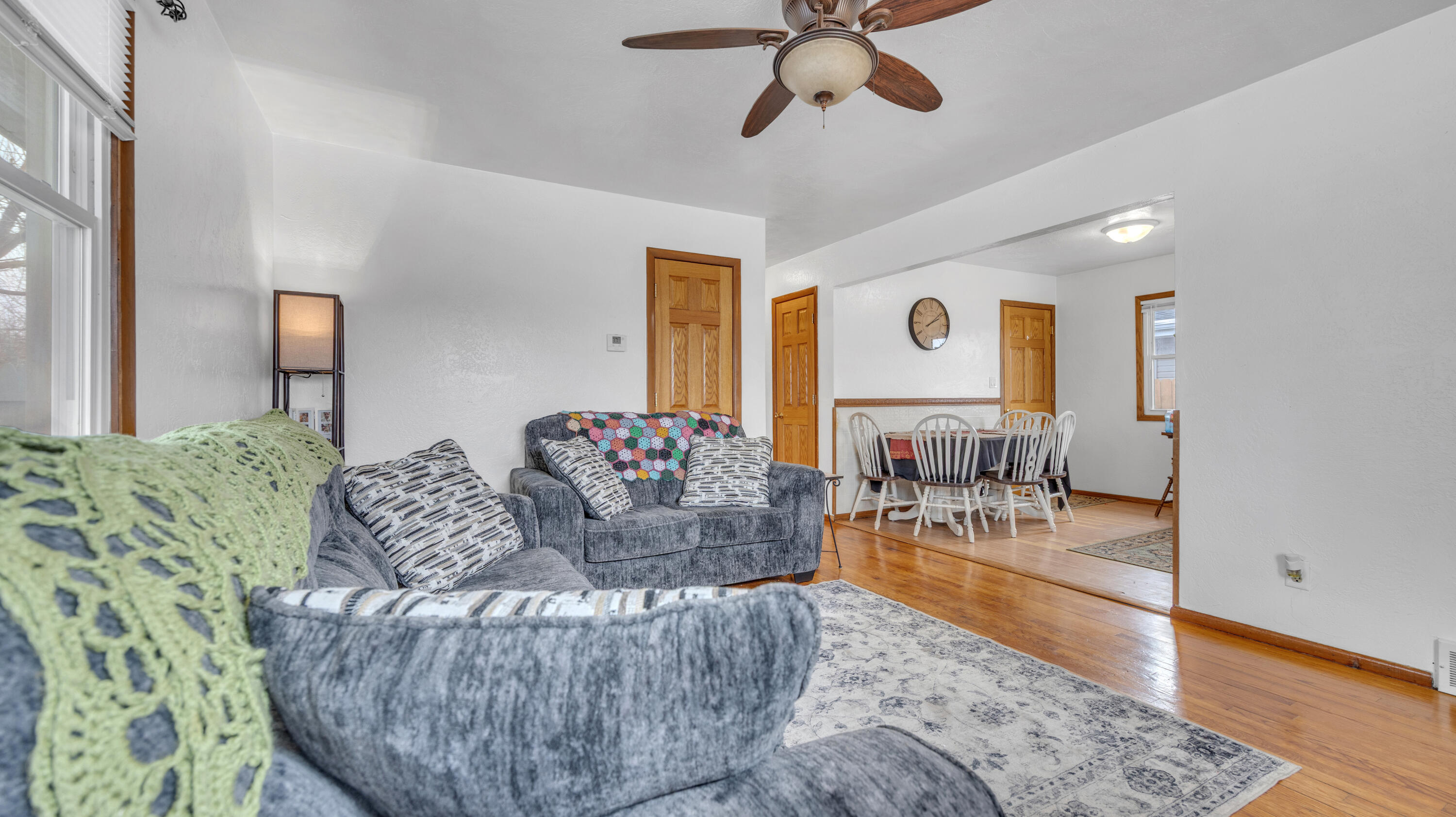 1417 Mac Arthur Avenue Sheboygan, WI 53083 - Photo 6 of 24 Living Room 1-1