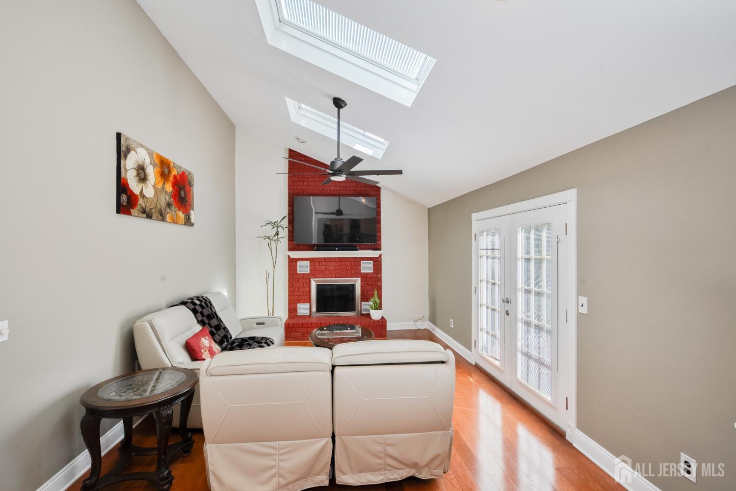 9 Haypress Road Dayton, NJ 08810 - Photo 13 of 33