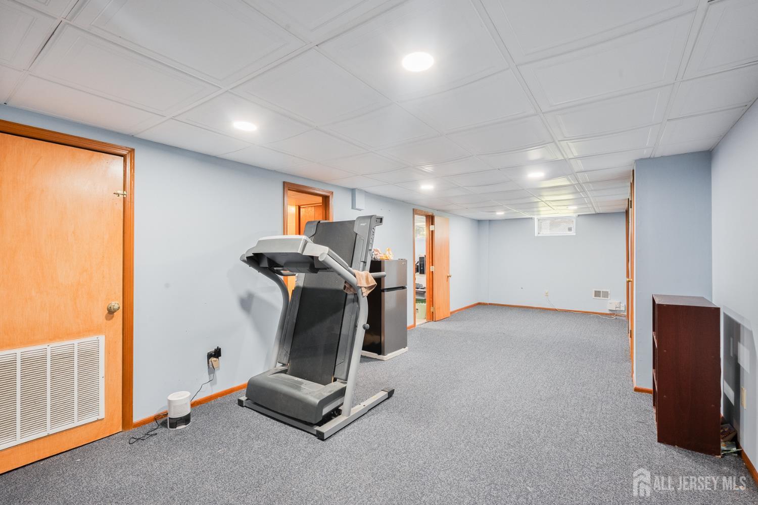 9 Haypress Road Dayton, NJ 08810 - Photo 24 of 33