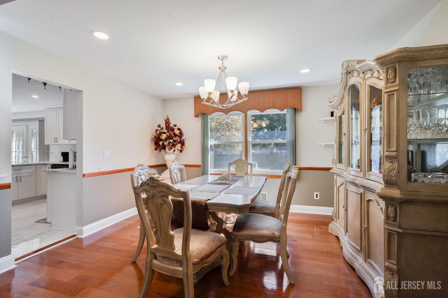 9 Haypress Road Dayton, NJ 08810 - Photo 7 of 33