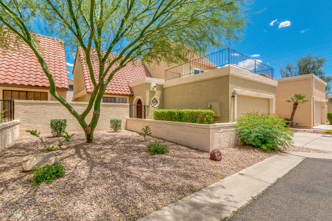 2848 East Brown Road, Unit 4 Mesa, AZ 85213 - Photo 3 of 36 03-Brown