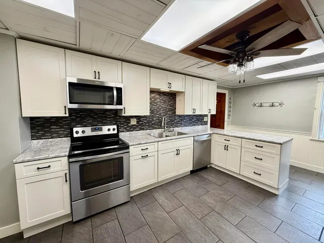 $299,000 | 25 Summer Street, Gardiner, ME 04345