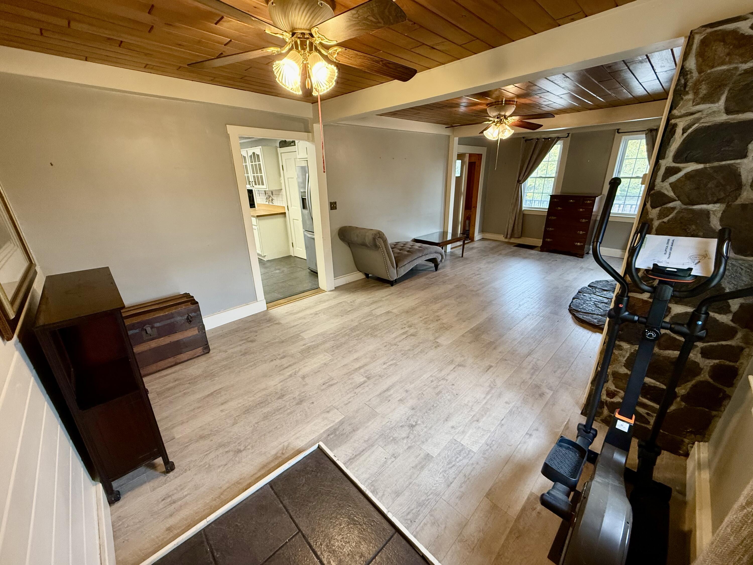 25 Summer Street Gardiner, ME 04345 - Photo 15 of 37 IMG_8406