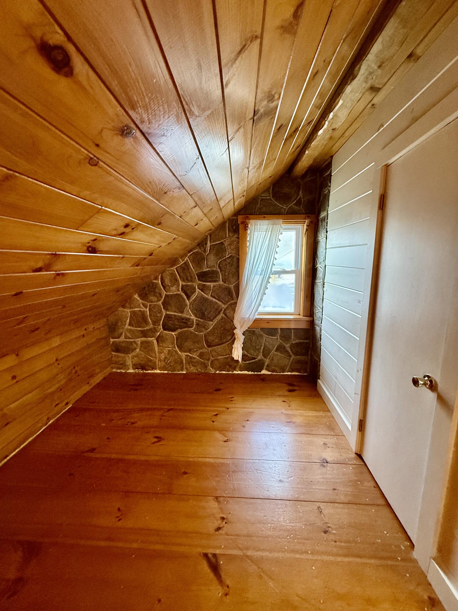 25 Summer Street Gardiner, ME 04345 - Photo 29 of 37 IMG_8449