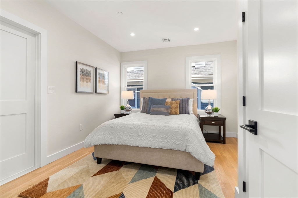 12 Marion Road, Unit 2 Belmont, MA 02478 - Photo 12 of 24 Gallery Image 12