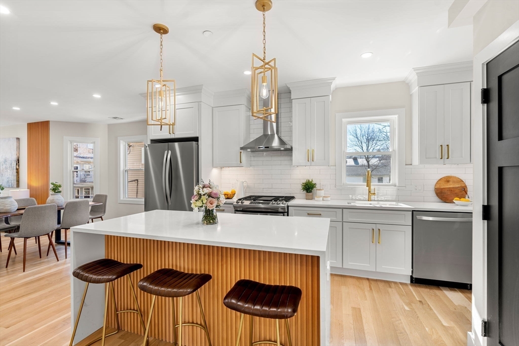 12 Marion Road, Unit 2 Belmont, MA 02478 - Photo 8 of 24 Gallery Image 8