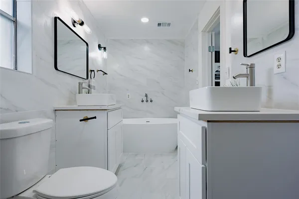 a bathroom with a bathtub