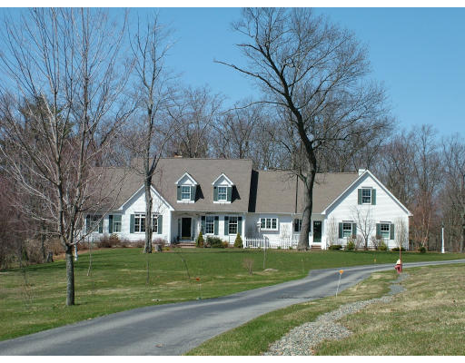 11 Scott Hill Road Ipswich, MA 01938 - Photo 1 of 16 Gallery Image 1