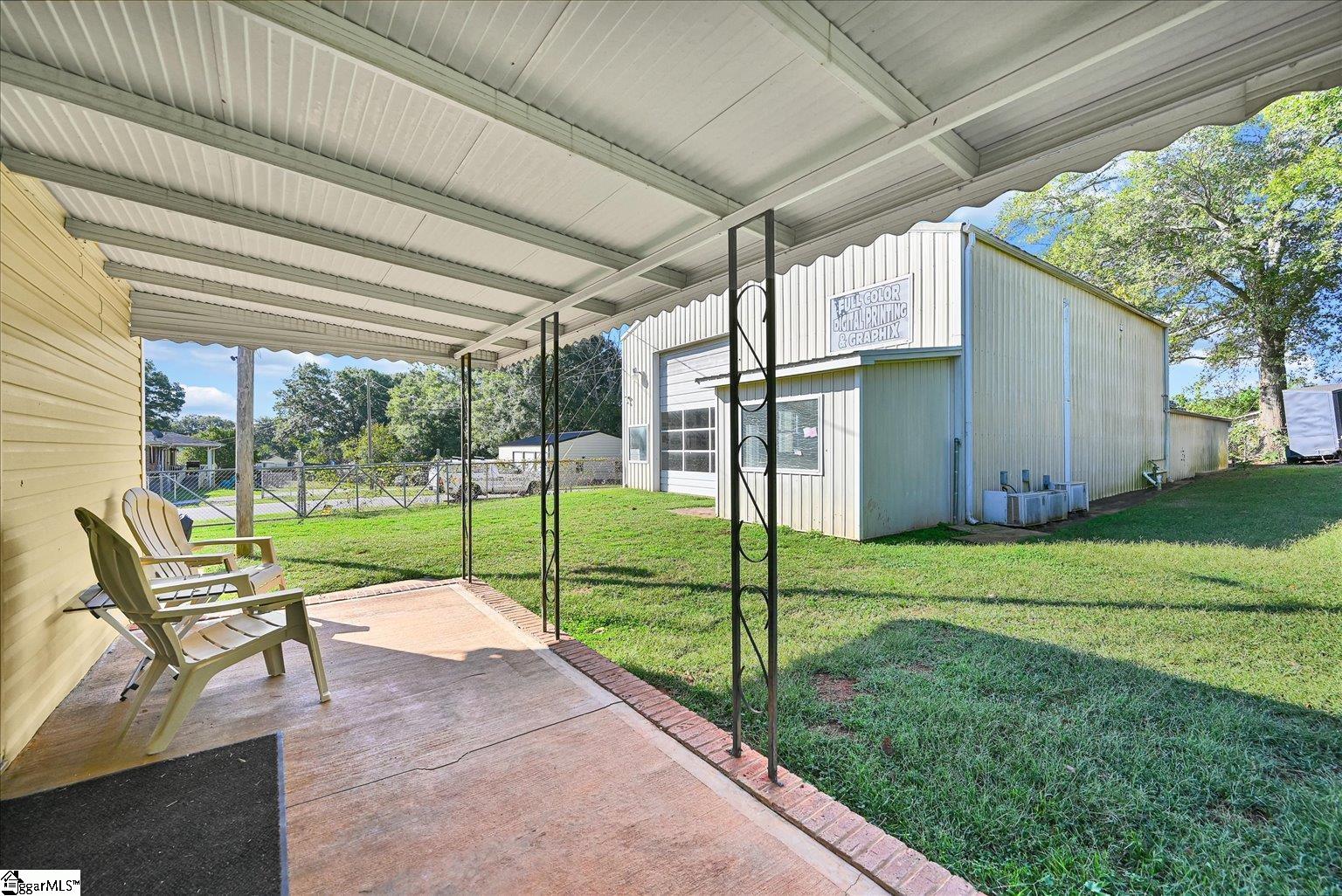 226 South Fishtrap Road Greenville, SC 29611 - Photo 20 of 47