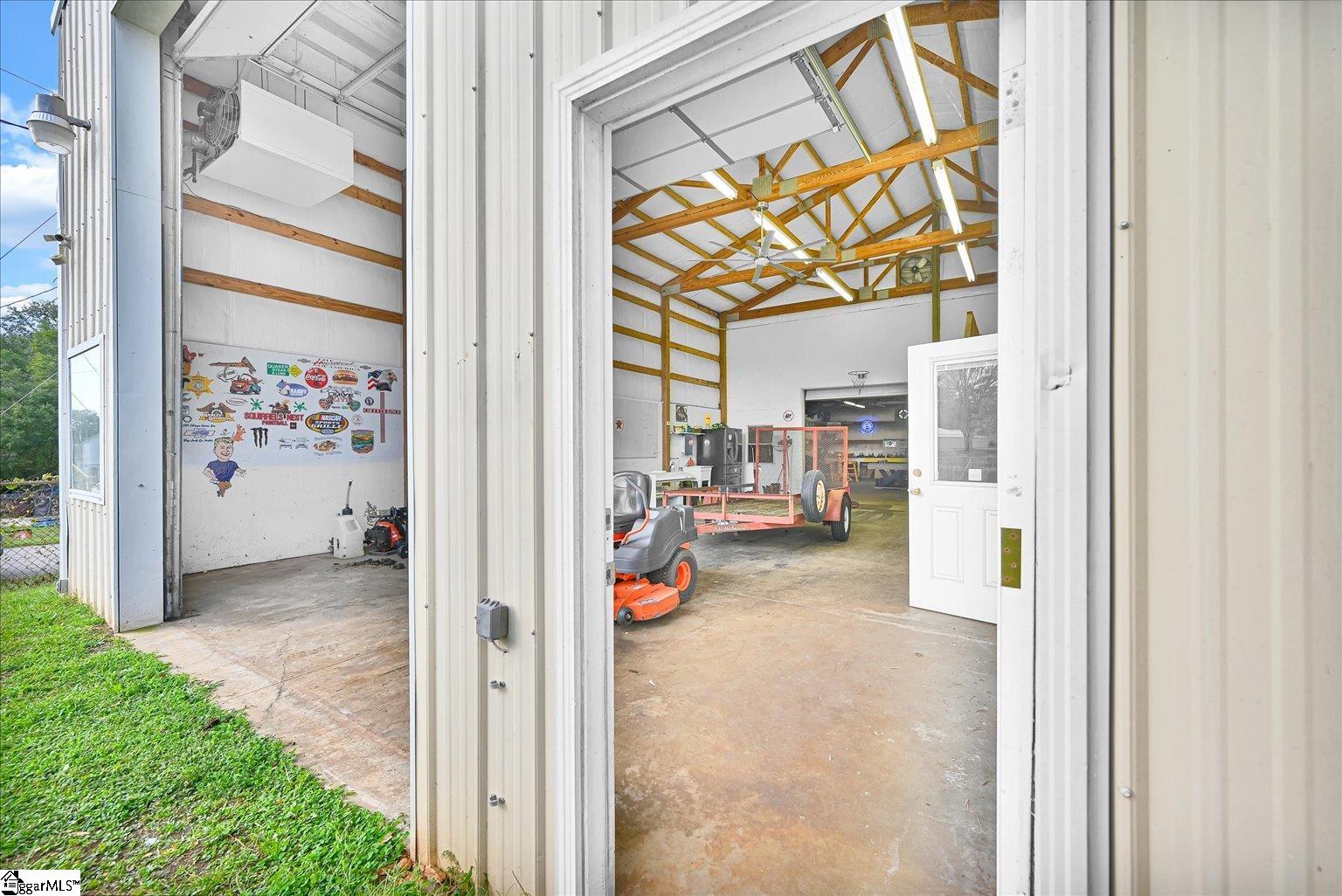 226 South Fishtrap Road Greenville, SC 29611 - Photo 24 of 47