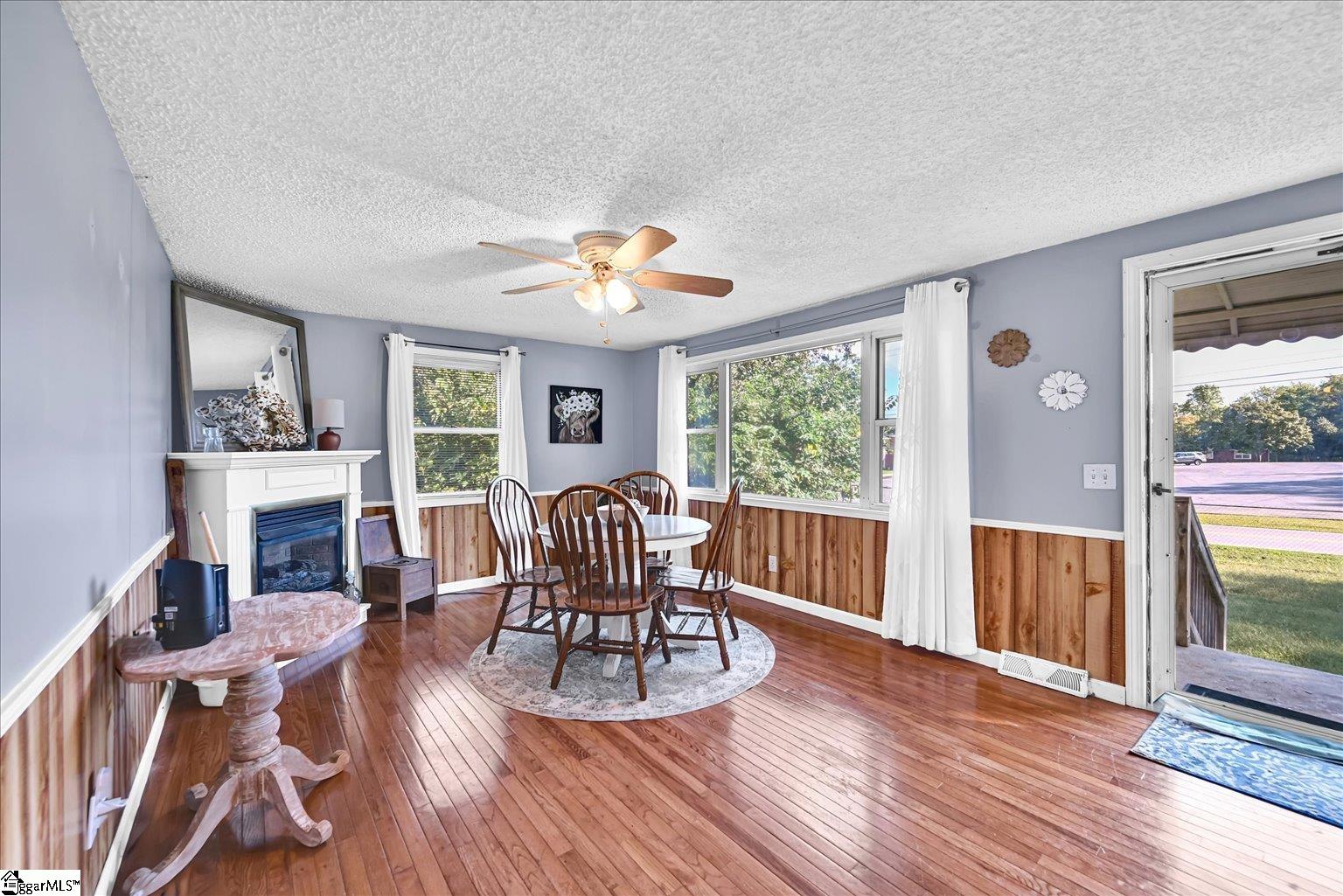 226 South Fishtrap Road Greenville, SC 29611 - Photo 3 of 47