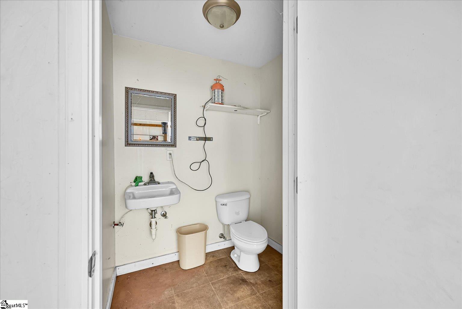 226 South Fishtrap Road Greenville, SC 29611 - Photo 34 of 47