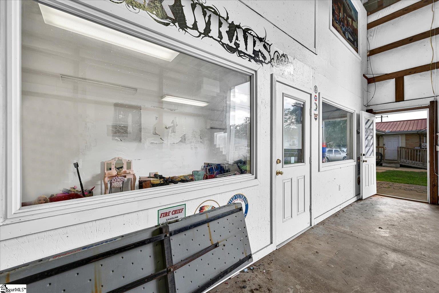 226 South Fishtrap Road Greenville, SC 29611 - Photo 35 of 47