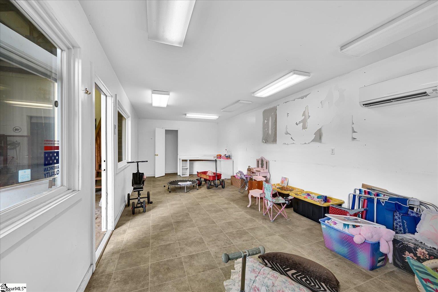 226 South Fishtrap Road Greenville, SC 29611 - Photo 36 of 47