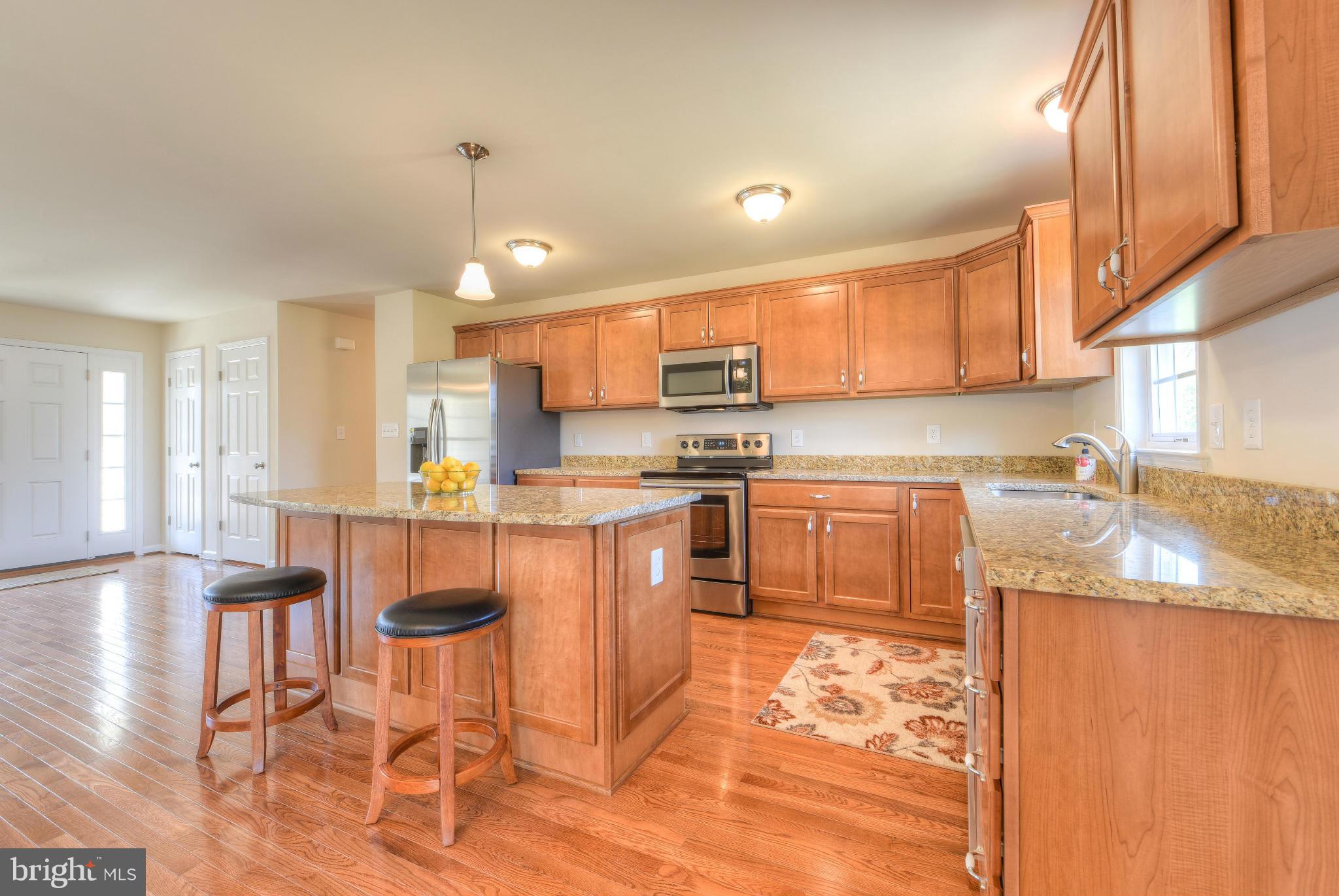 12163 Ridge Road King George, VA 22485 - Photo 15 of 30 BREAKFAST BAR - GRANITE TOP