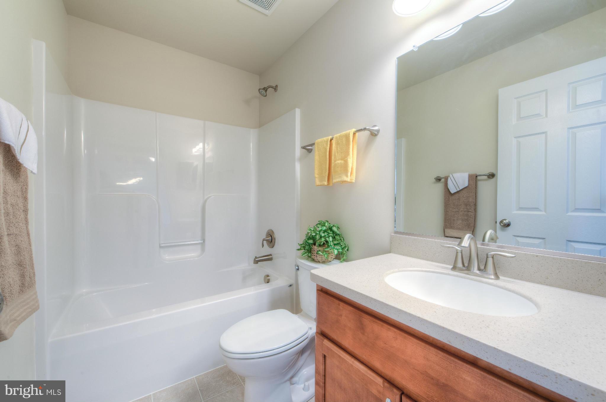 12163 Ridge Road King George, VA 22485 - Photo 24 of 30 LIGHT HALL BATH