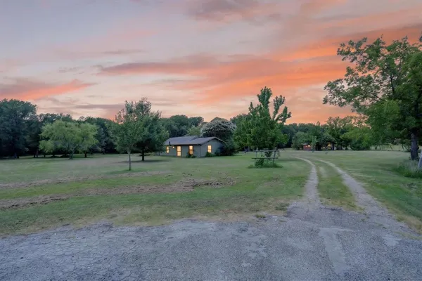 $349,000 | 3871 Post Oak Boulevard, Caddo Mills, TX 75135