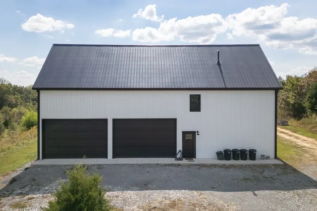 $1,275,000 | 4467 Old Highway 52 East, Westmoreland, TN 37186