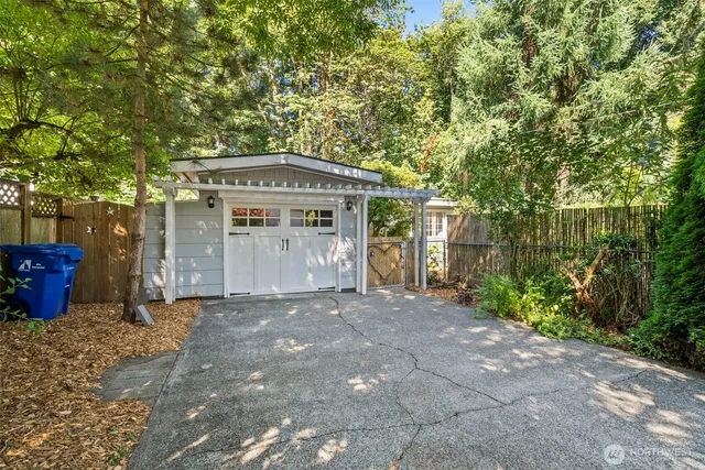 $415,000 | 1801 Eastside Street Southeast, Olympia, WA 98501