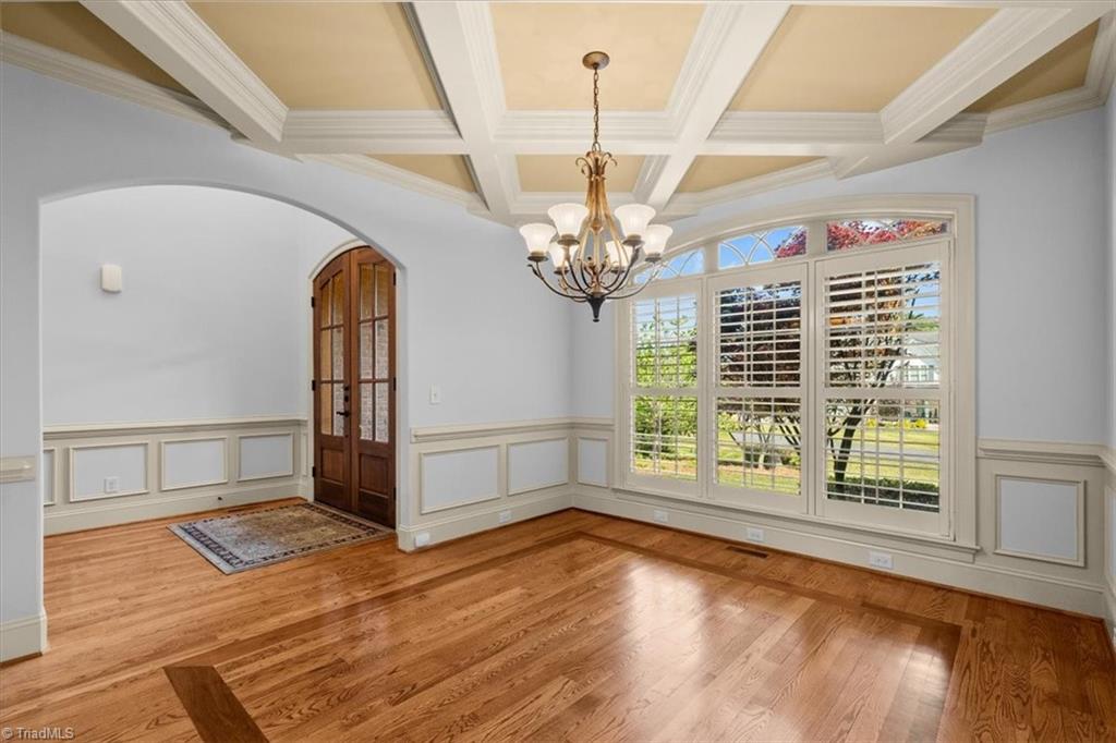 7787 Sutter Road Greensboro, NC 27455 - Photo 5 of 50 Arched entryways throughout the house, details galore!