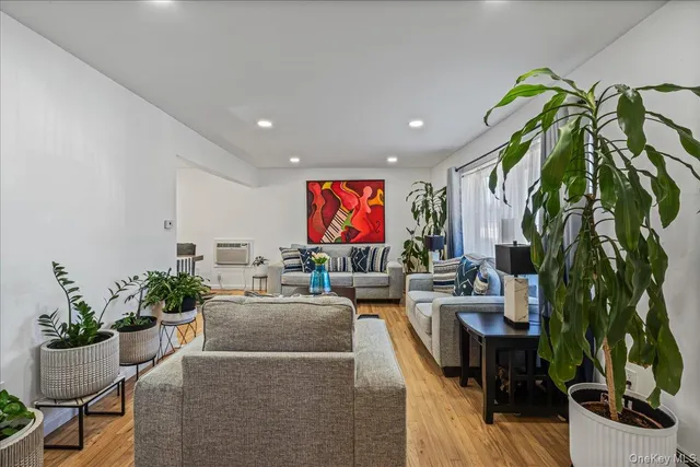 $810,000 | 95 Colonial Drive, Massapequa, NY 11758