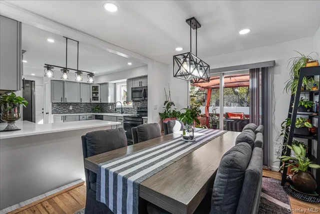 $810,000 | 95 Colonial Drive, Massapequa, NY 11758