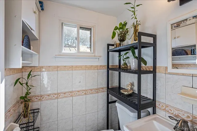 $810,000 | 95 Colonial Drive, Massapequa, NY 11758