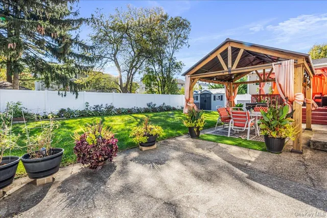 $810,000 | 95 Colonial Drive, Massapequa, NY 11758