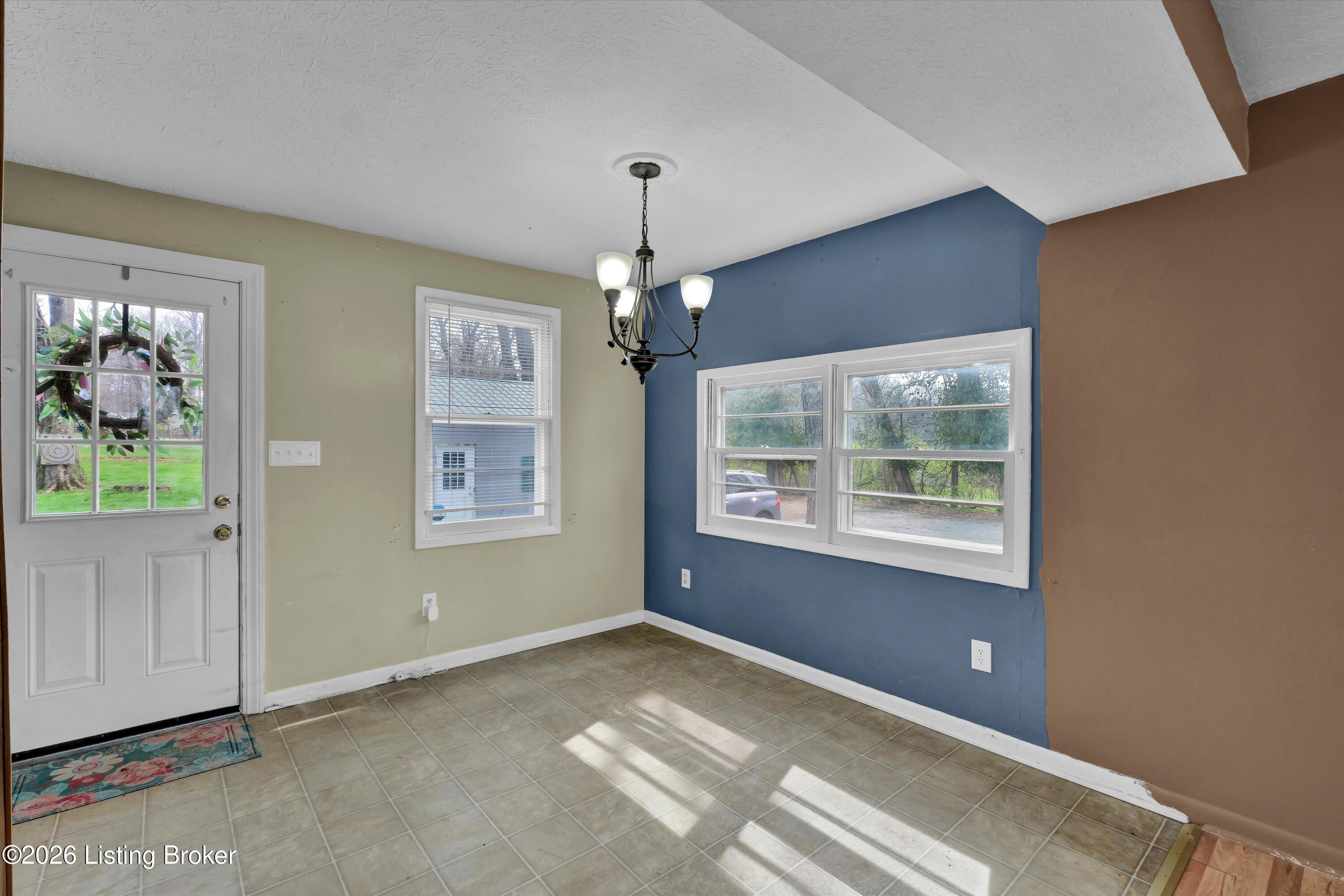 127 Rollington Road Pewee Valley, KY 40056 - Photo 8 of 62 13-127 Rollington Rd