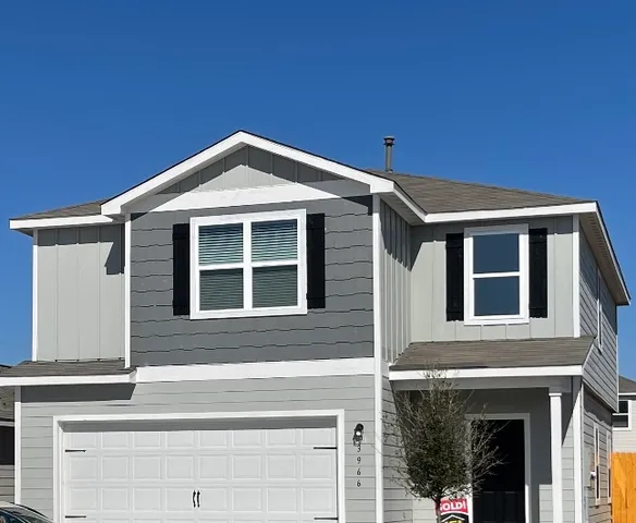 $1,900 | 404 Stone Water Lane, Jarrell, TX 76537