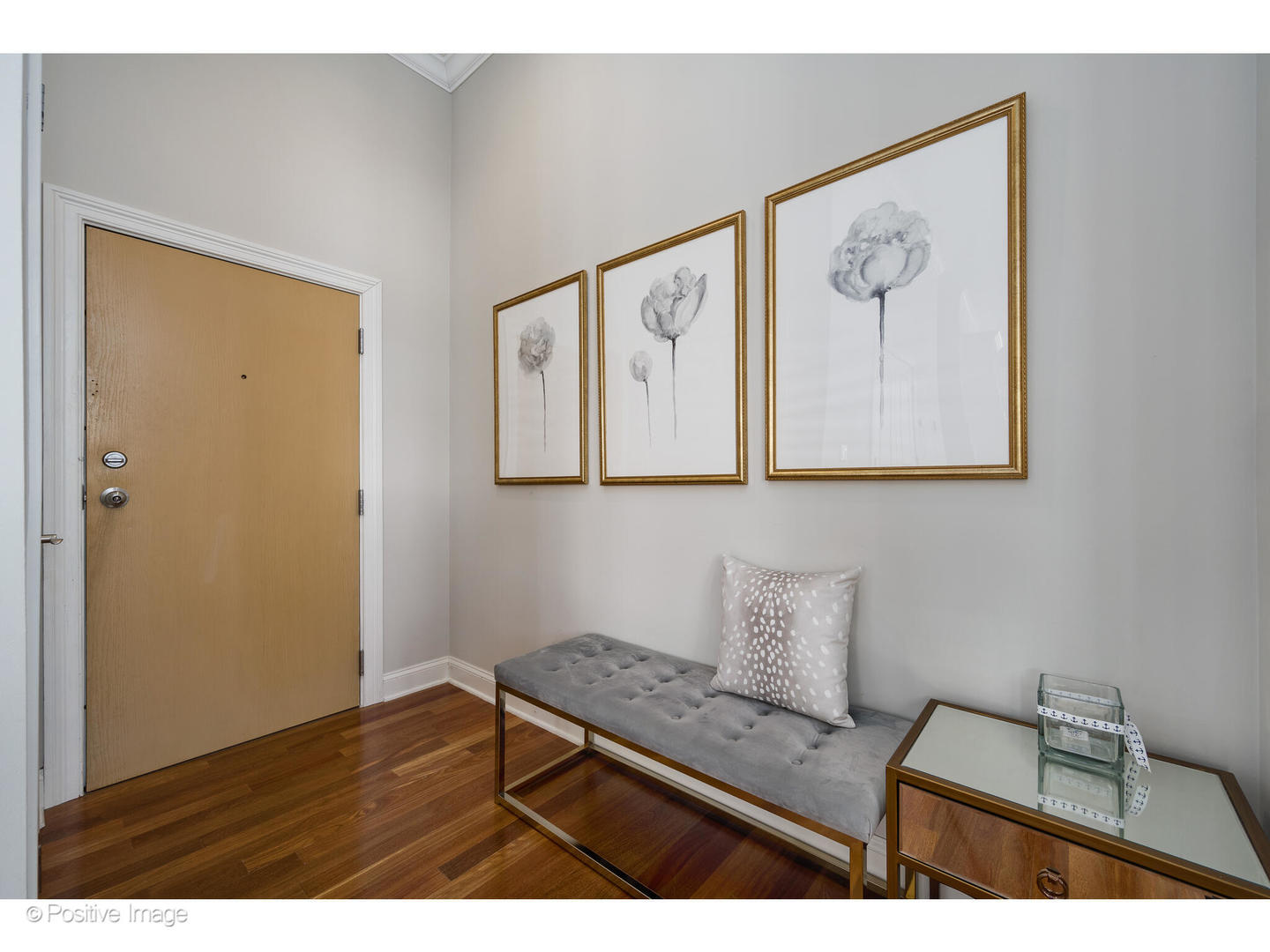 955 West Monroe Street, Unit 4A Chicago, IL 60607 - Photo 3 of 24 a view of room with painting on the wall and a window
