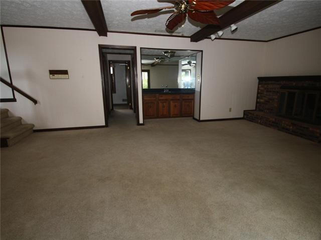 12730 Charing Cross Road Carmel, IN 46033 - Photo 5 of 15 Gallery Image 5