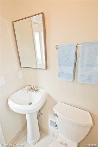 18460 Beverly Road Beverly Hills, MI 48025 - Photo 19 of 24