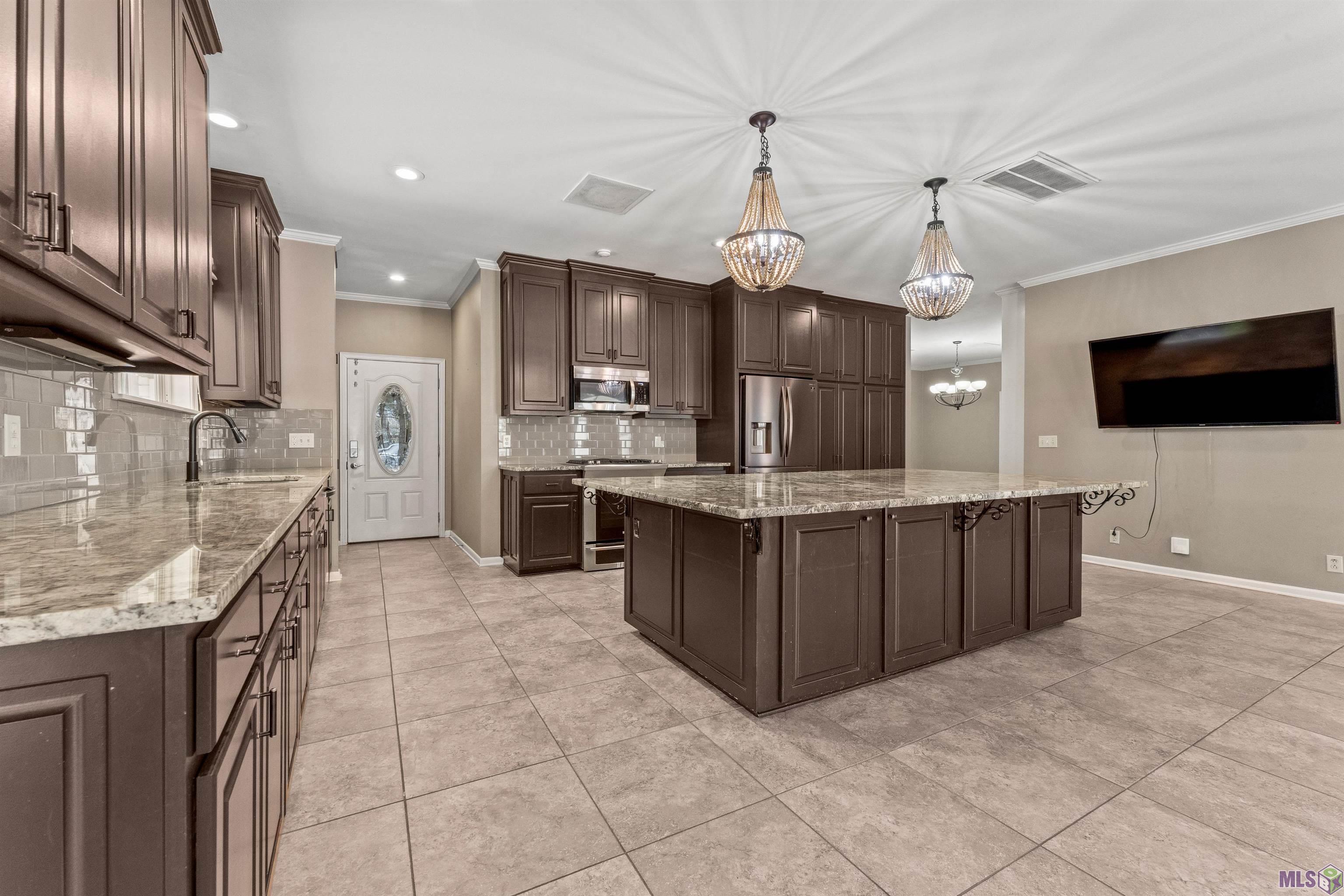 7964 Old Hammond Highway Baton Rouge, LA 70809 - Photo 11 of 35