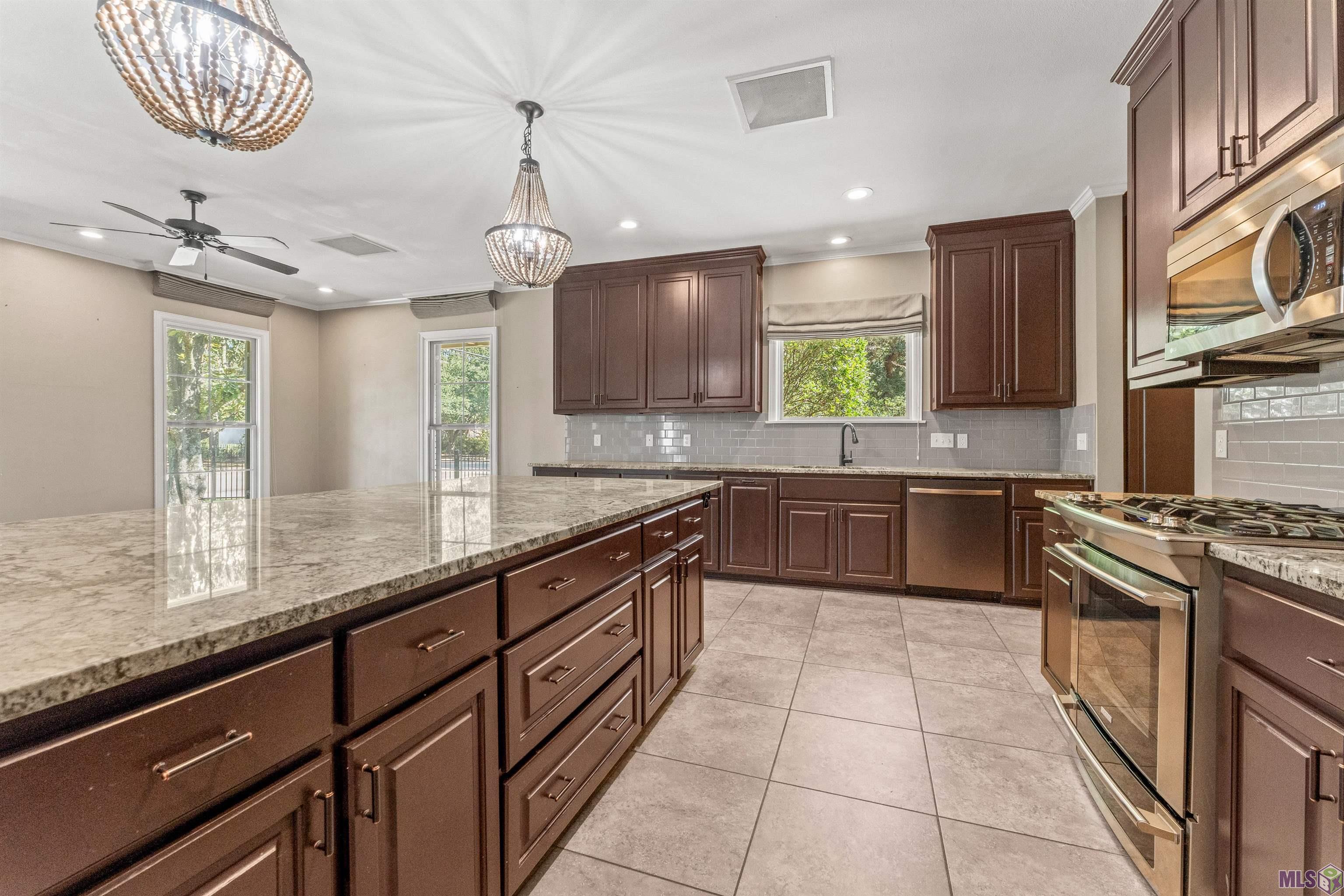 7964 Old Hammond Highway Baton Rouge, LA 70809 - Photo 13 of 35