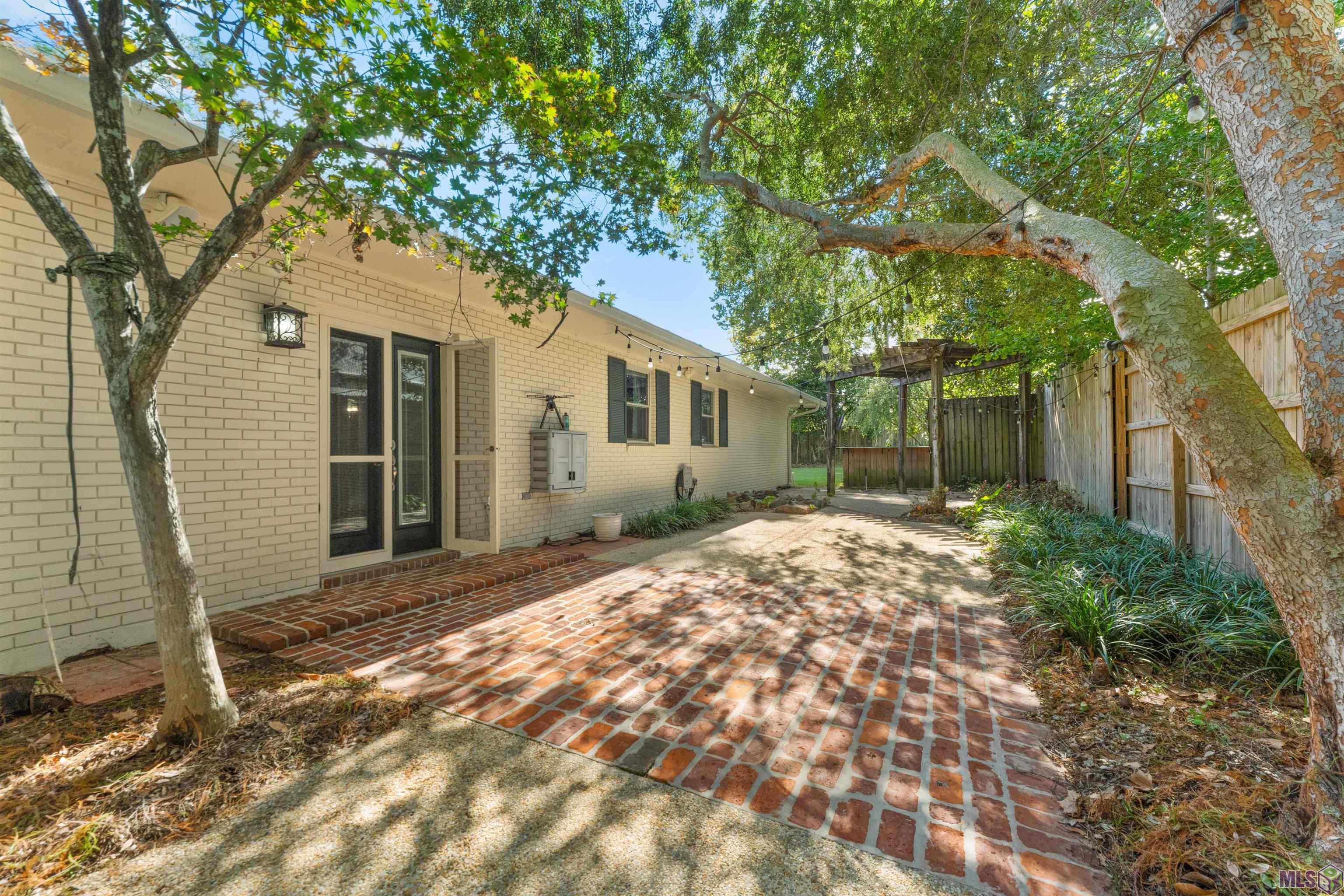 7964 Old Hammond Highway Baton Rouge, LA 70809 - Photo 31 of 35